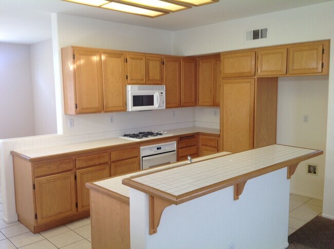 Building Photo - 12414 Ravenna Ln