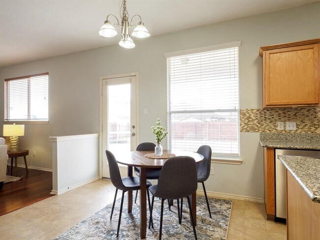 Building Photo - 13504 Richard Nixon St