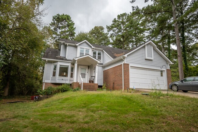 Building Photo - 115 Winterberry Dr