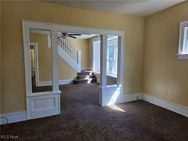 Building Photo - 846 Hunter St NW