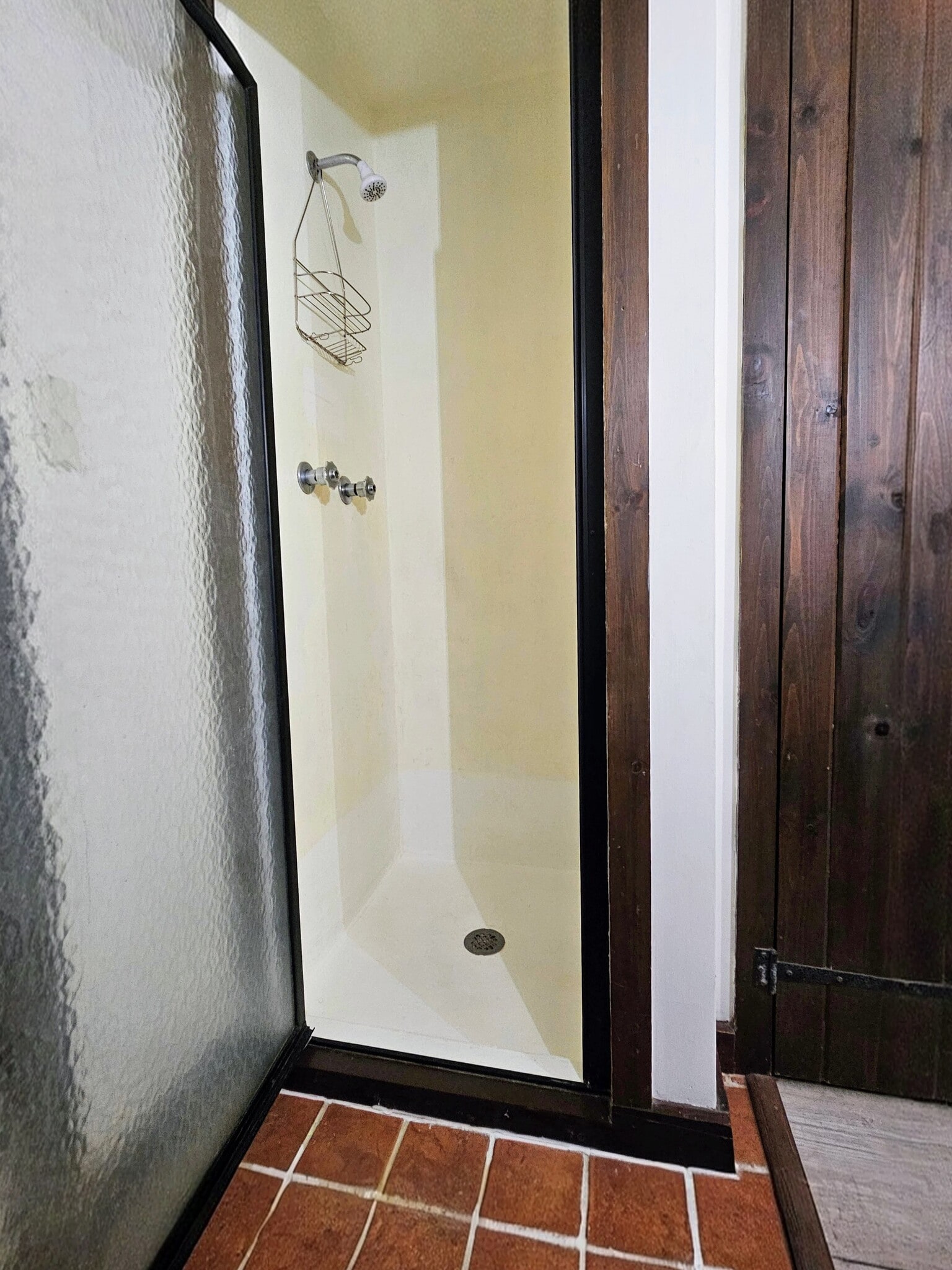 Building Photo - 135 Fraelich Rd