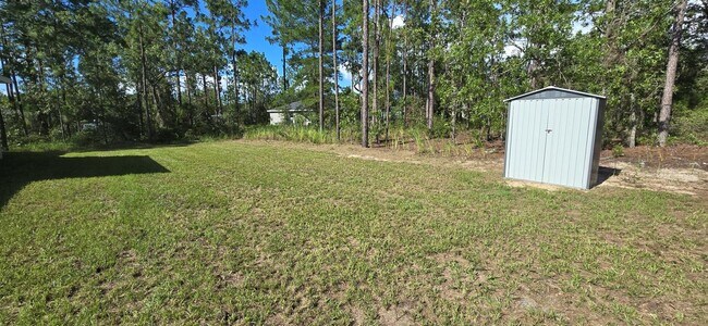 Building Photo - 217 Oak Ln Cir