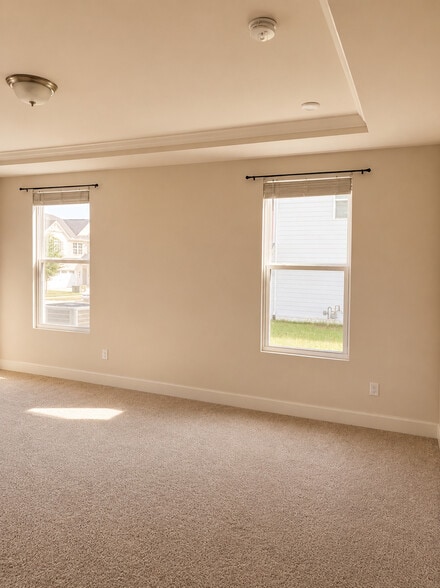 Building Photo - 400 Mabels Way