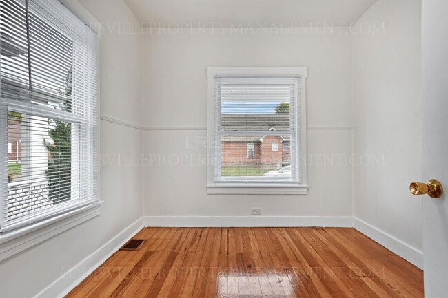 Building Photo - 2334 Standard Ave