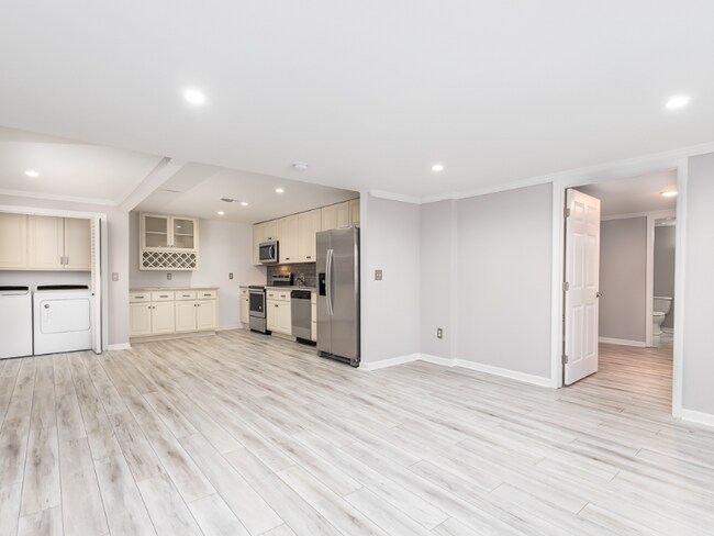 Building Photo - 1788 Ascot Run NW