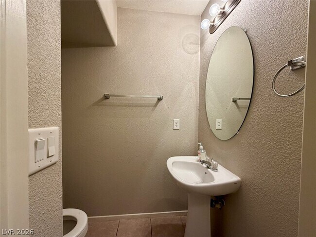 Building Photo - 3619 American Pie Ct