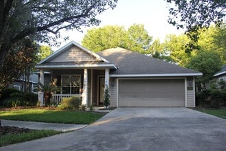 Building Photo - Longleaf 3 bedroom 2 bath