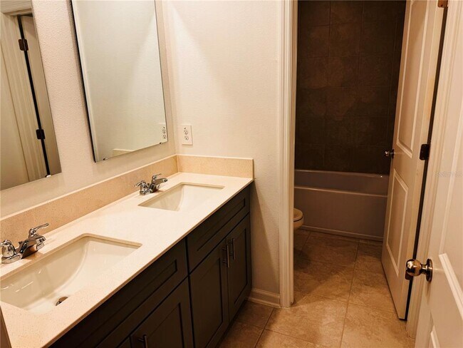 Building Photo - 1382 Deepwater Cir