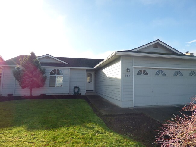 Building Photo - 3 bed Home in Keizer!