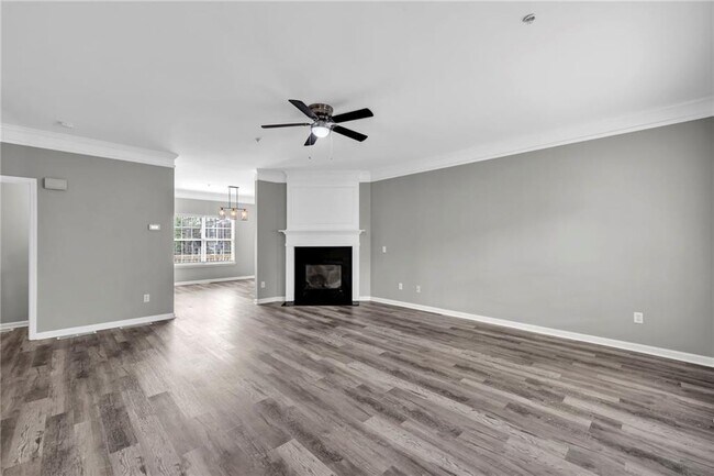 Building Photo - 614 Market Pl Ln