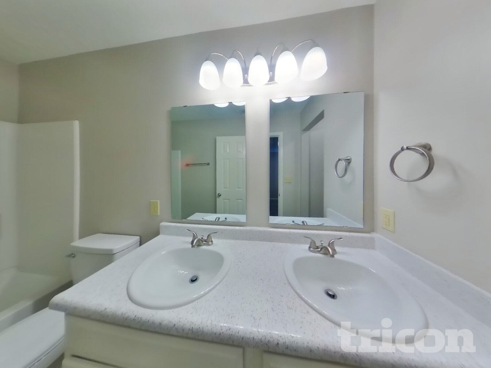 Building Photo - 1334 Grand Canyon Cir