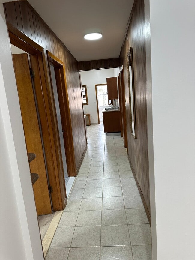 Building Photo - 143 W 26th St