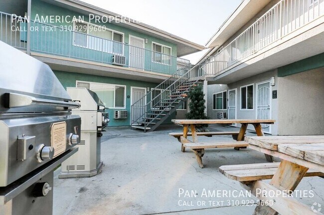 Building Photo - 13919 Coteau Dr
