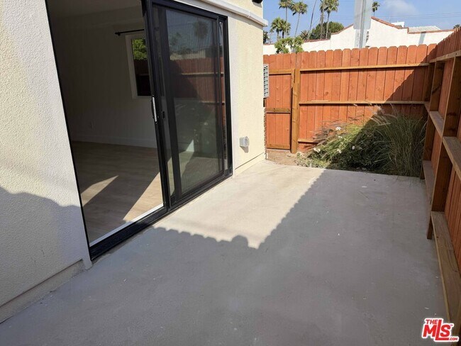 Building Photo - 2106 Pisani Pl
