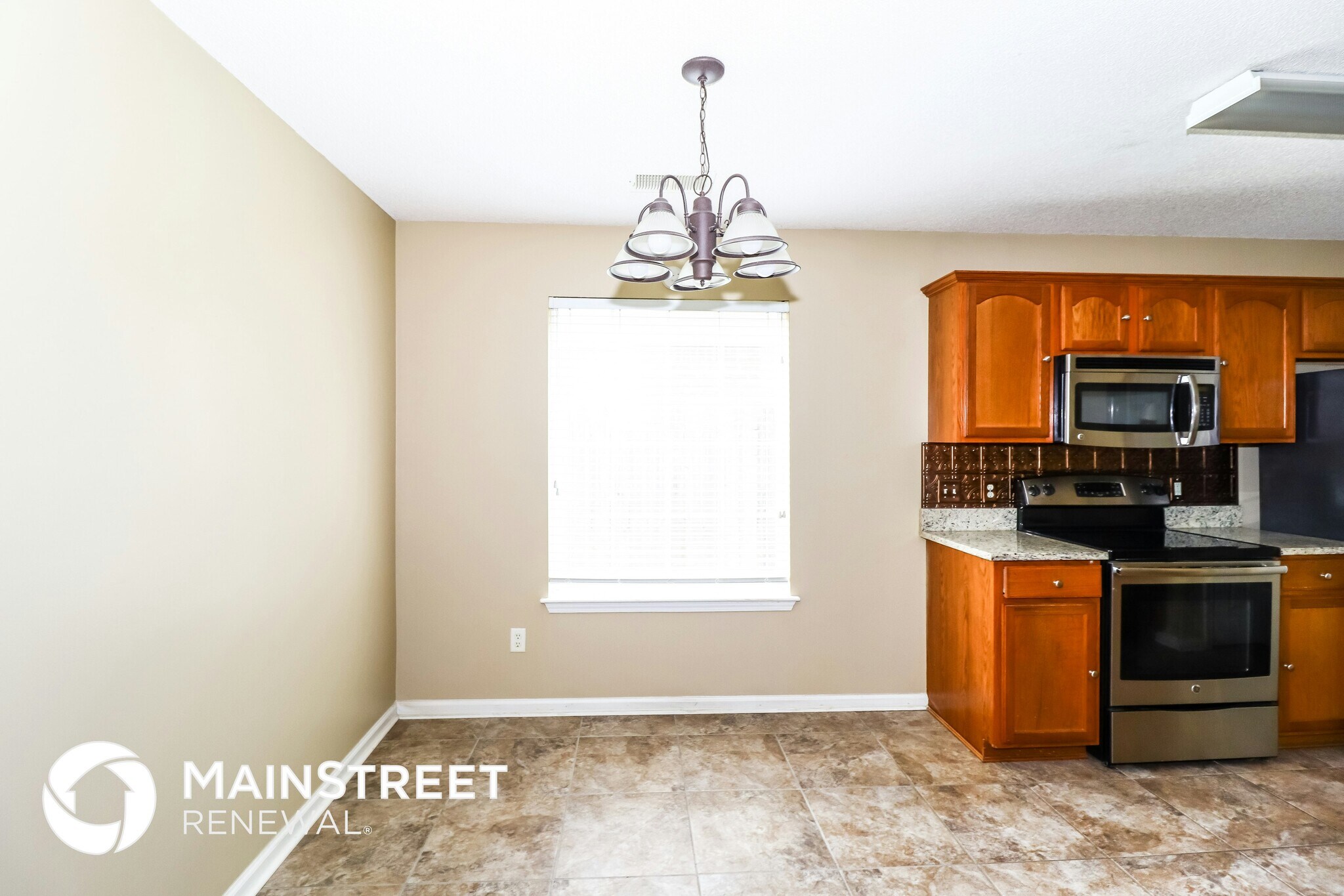 Building Photo - 10097 Cross Ridge Rd