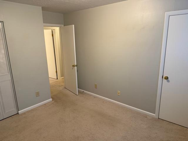 Building Photo - 9710 Willowwood Way