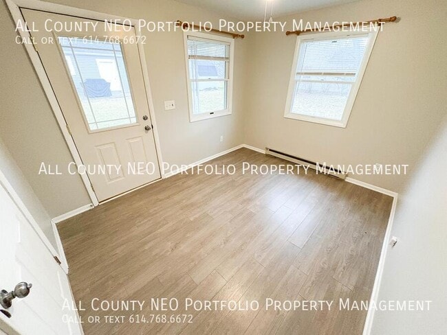 Building Photo - 4601 Paxton Dr S