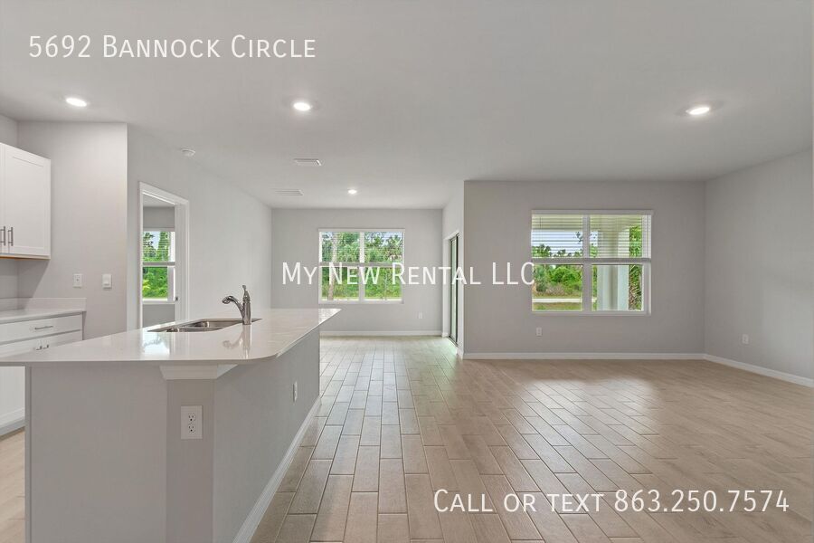 Building Photo - 5692 Bannock Cir