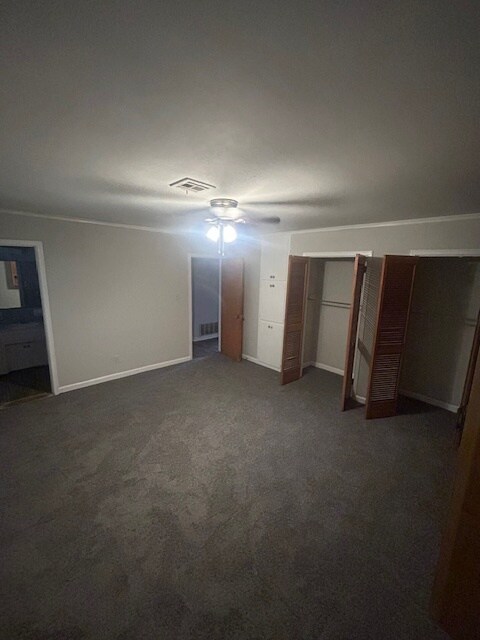 Building Photo - 431 Spring Valley Rd