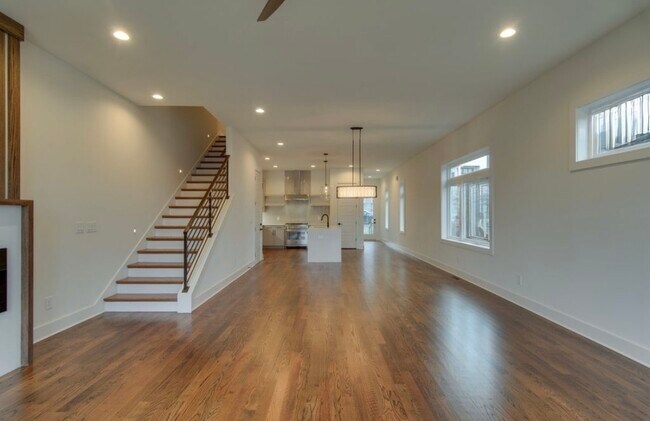 Building Photo - 3325 Felicia St