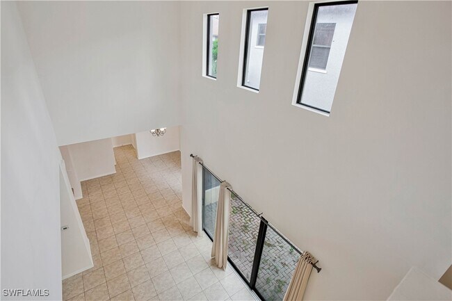 Building Photo - 1292 Kendari Terrace