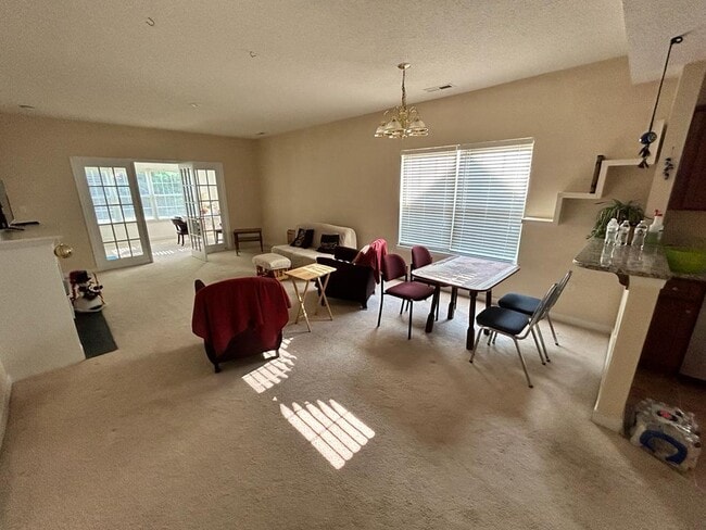 Building Photo - 4698 Twin Hickory Lake Dr, Glen Allen, VA 23059