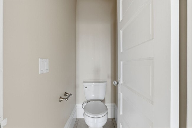 Building Photo - San Francisco Charm with Modern Upgrades