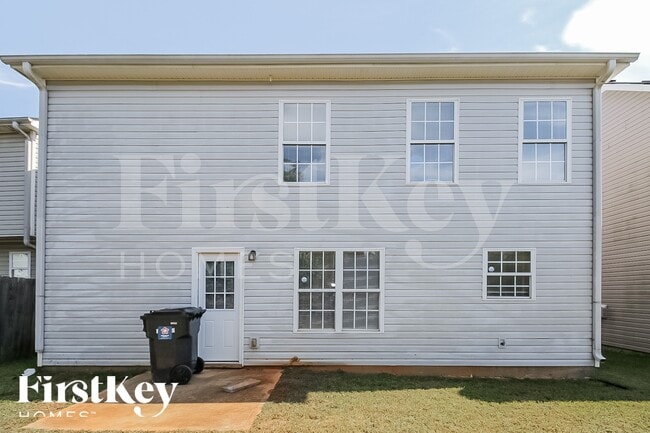 Building Photo - 4035 Mission Way