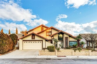 Building Photo - 4762 Torrence Dr