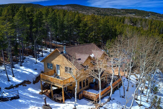 Building Photo - 508 Paiute Rd