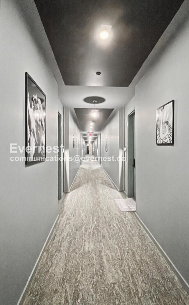 Building Photo - 500 Merritt Ave