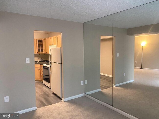 Building Photo - 11723 Karbon Hill Ct