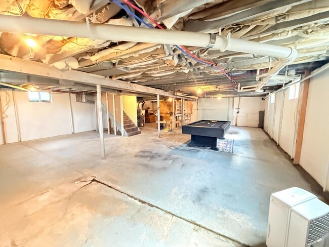 Building Photo - 1426 Silver St
