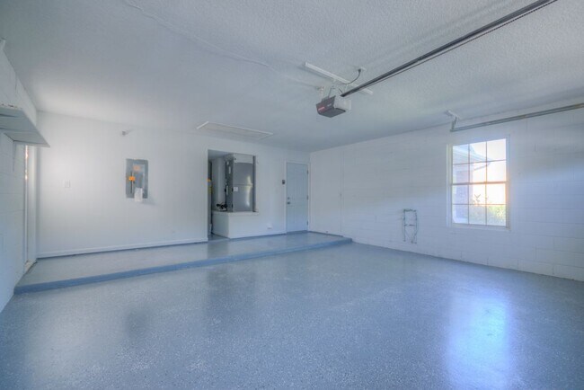 Building Photo - 14610 Astina Way