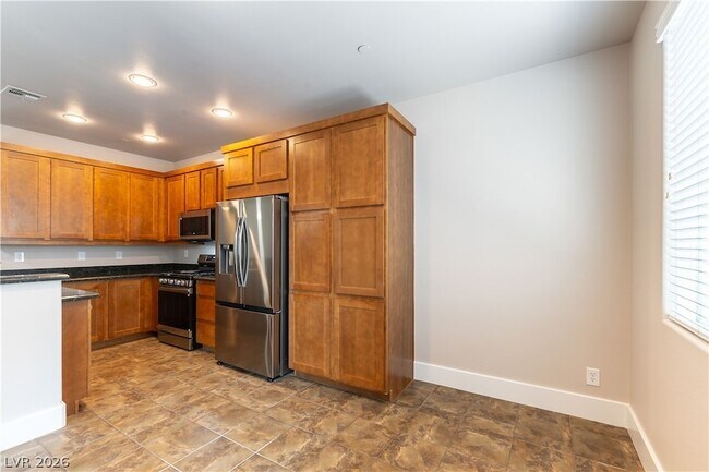 Building Photo - 9050 W Tropicana Ave
