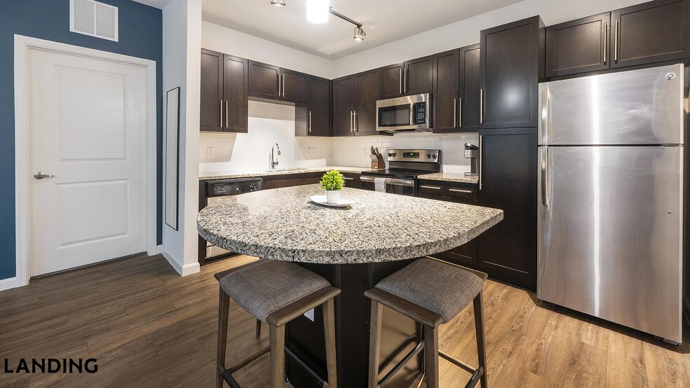 Building Photo - 12700 Ridgeline Blvd