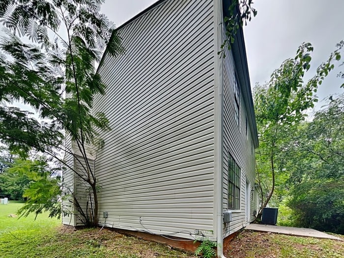 Building Photo - 1241 Wellhouse Walk