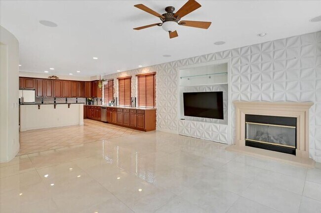 Building Photo - 208 Otter Glen Ct