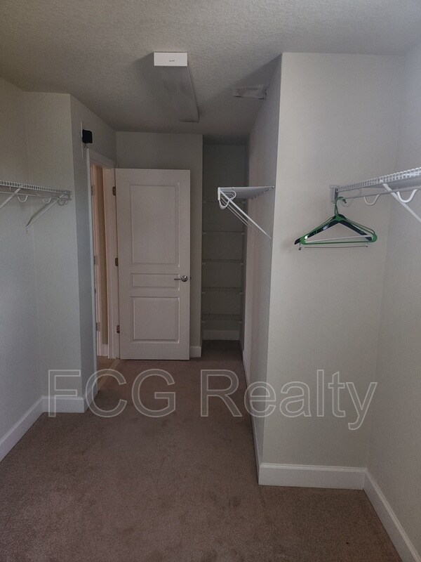 Building Photo - 1404 Milledge Ln