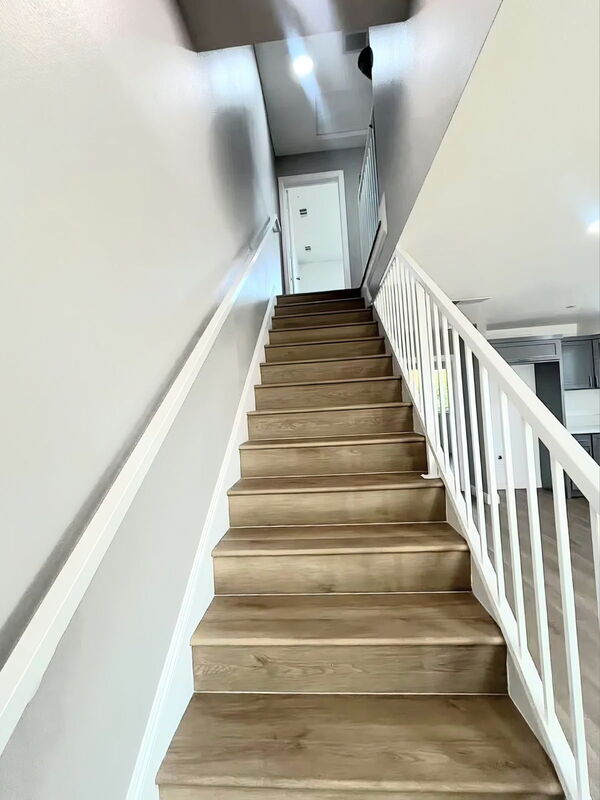 Building Photo - 1731 E 68th St