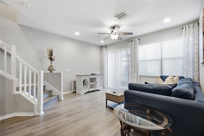 Building Photo - 30138 Southwell Ln