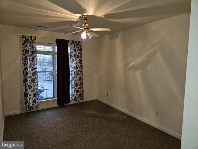 Building Photo - 21845 Baldwin Square