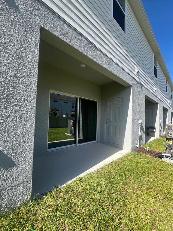 Building Photo - 2898 Skyline Lp