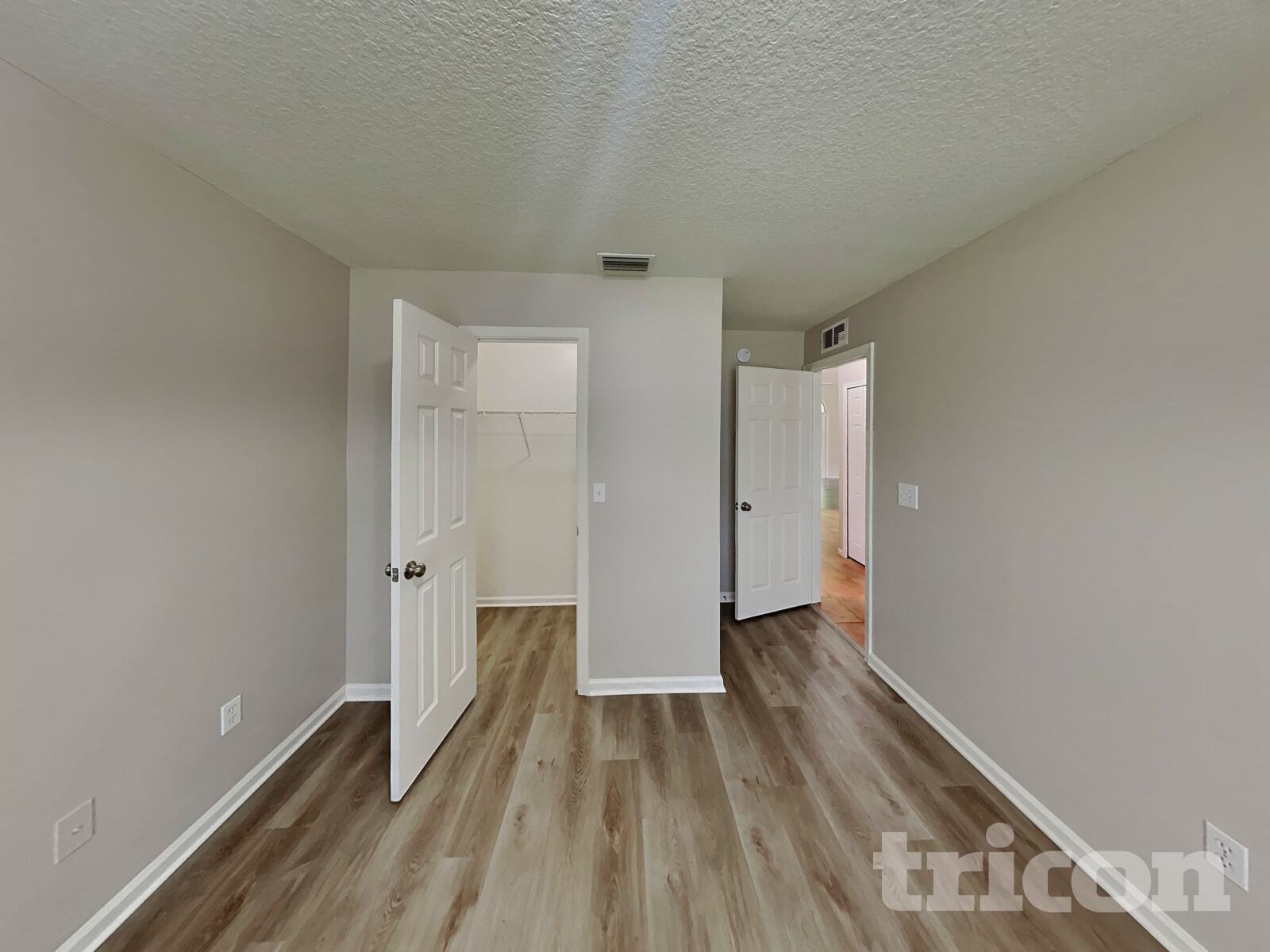 Building Photo - 928 Heritage Lakes Dr