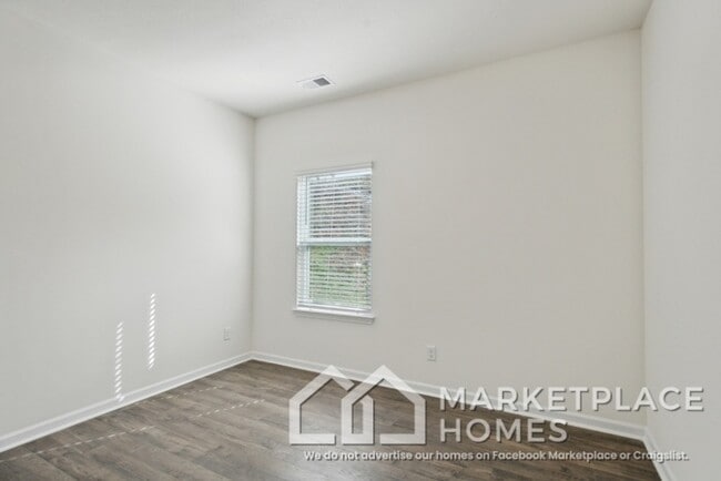 Building Photo - 2962 Berna Wy