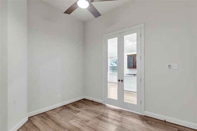 Building Photo - 15342 Majestic Knight Dr