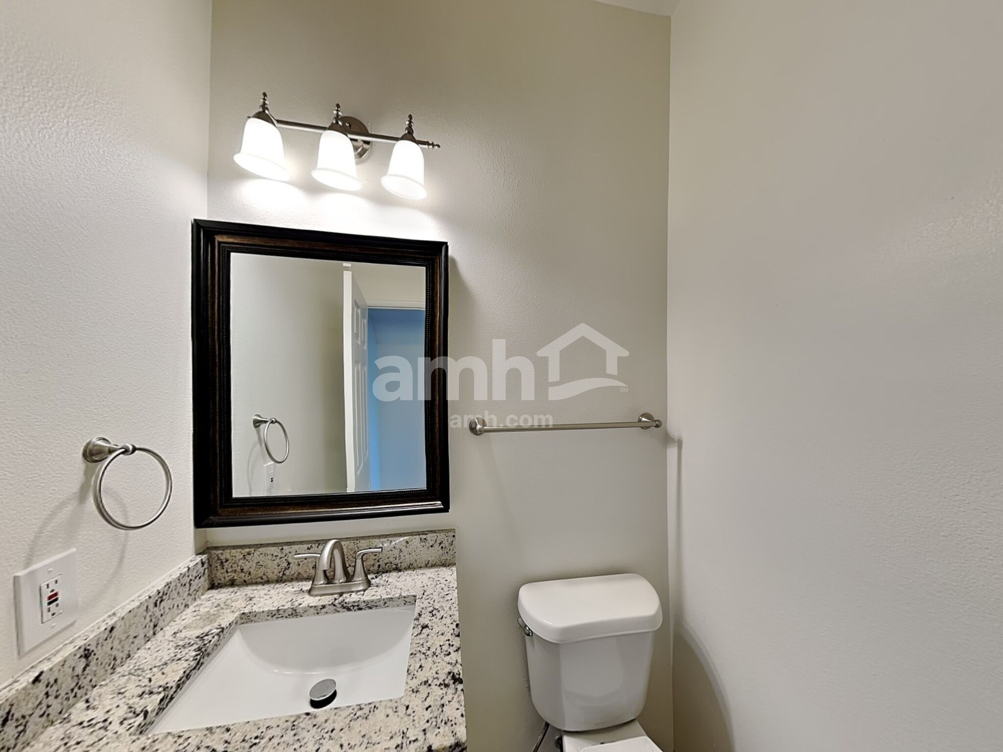 Building Photo - 14513 Kaiser Ct