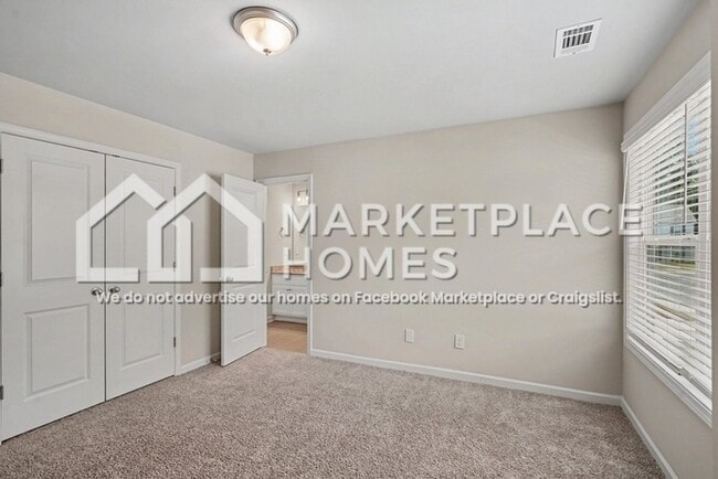 Building Photo - 229 W L Miller Dr