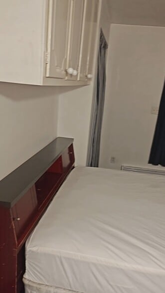 Building Photo - 28 Cedar St