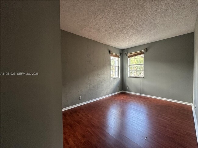 Building Photo - 1402 Veracruz Ln